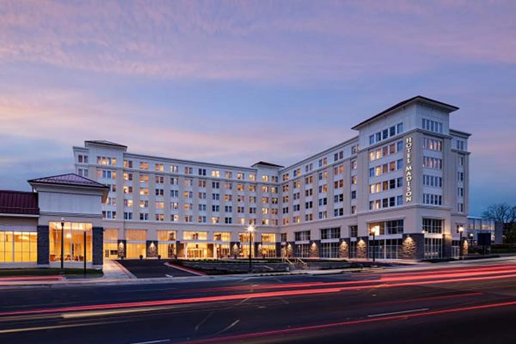Hotel Madison & Shenandoah Conference Ctr. Harrisonburg Bagian luar foto