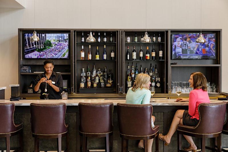 Hotel Madison & Shenandoah Conference Ctr. Harrisonburg Bagian luar foto